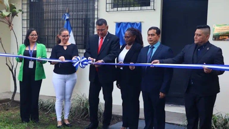 El Salvador opens first dosimetry standards lab