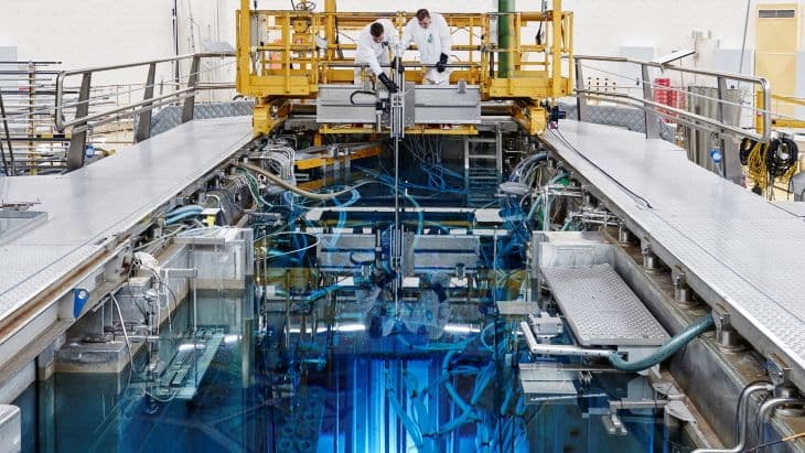 Final stage of IMSR graphite irradiation testing starts