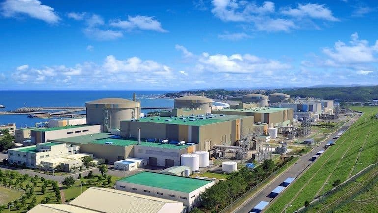 Heavy water leak at Wolsong NPP