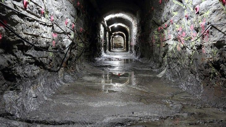 How are geological repository projects progressing?