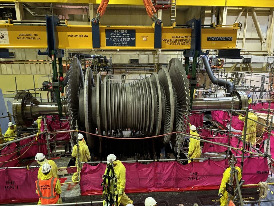 Blades-in turbine inspections at Quad Cities set new benchmark for Constellation