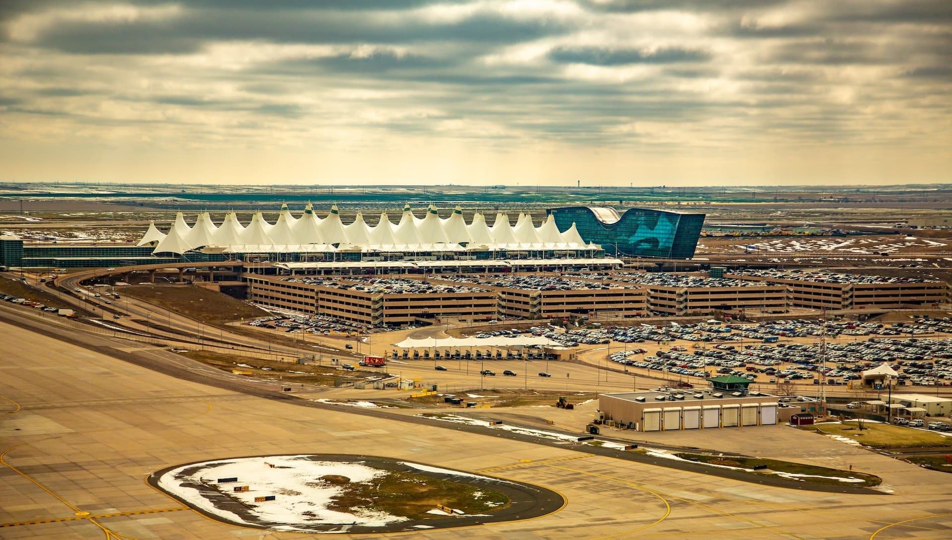 Denver Airport delays SMR study
