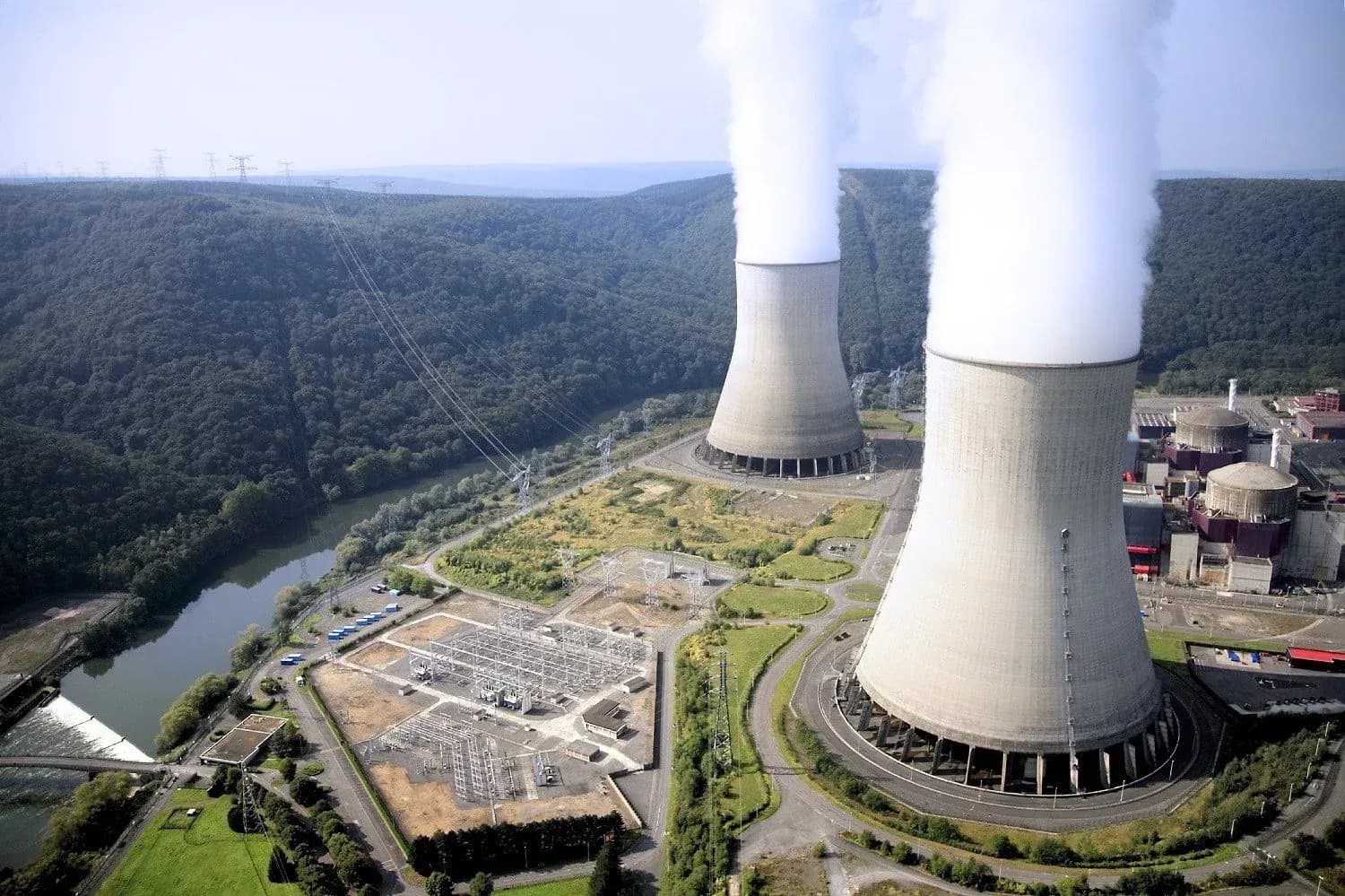 Extreme heat impacts French nuclear