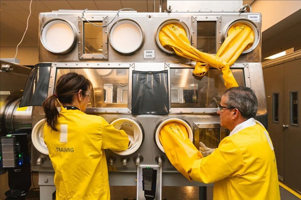 Fire in glovebox at LANL plutonium facility sparks safety discussion