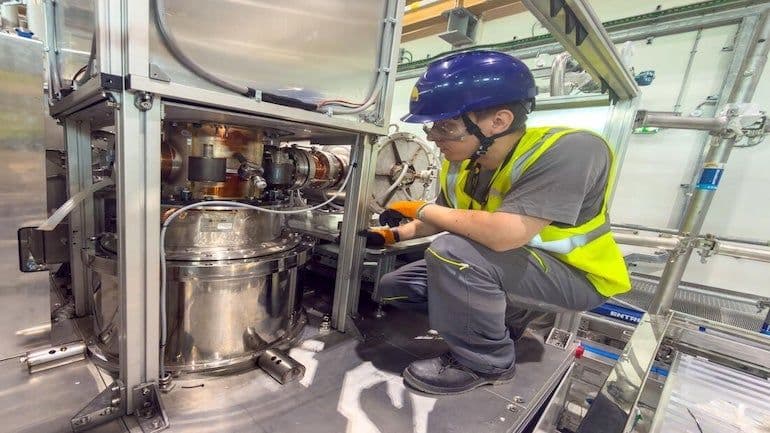ITER gyrotron installation advances