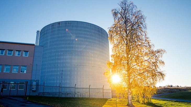 Norwegian state expedites Kjeller licence transfer
