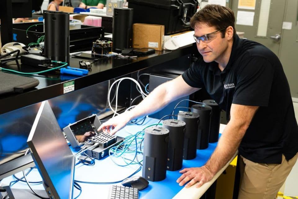 ORNL develops air duct radiation monitoring system for fuel cycle facilities
