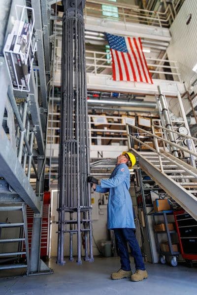 ORNL–General Atomics partnership on ceramic matrix composites