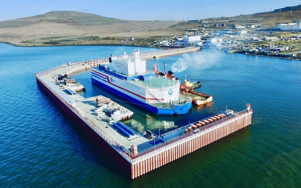 Peer review of floating nuclear plant 'ranks it on par with Russia's top units'
