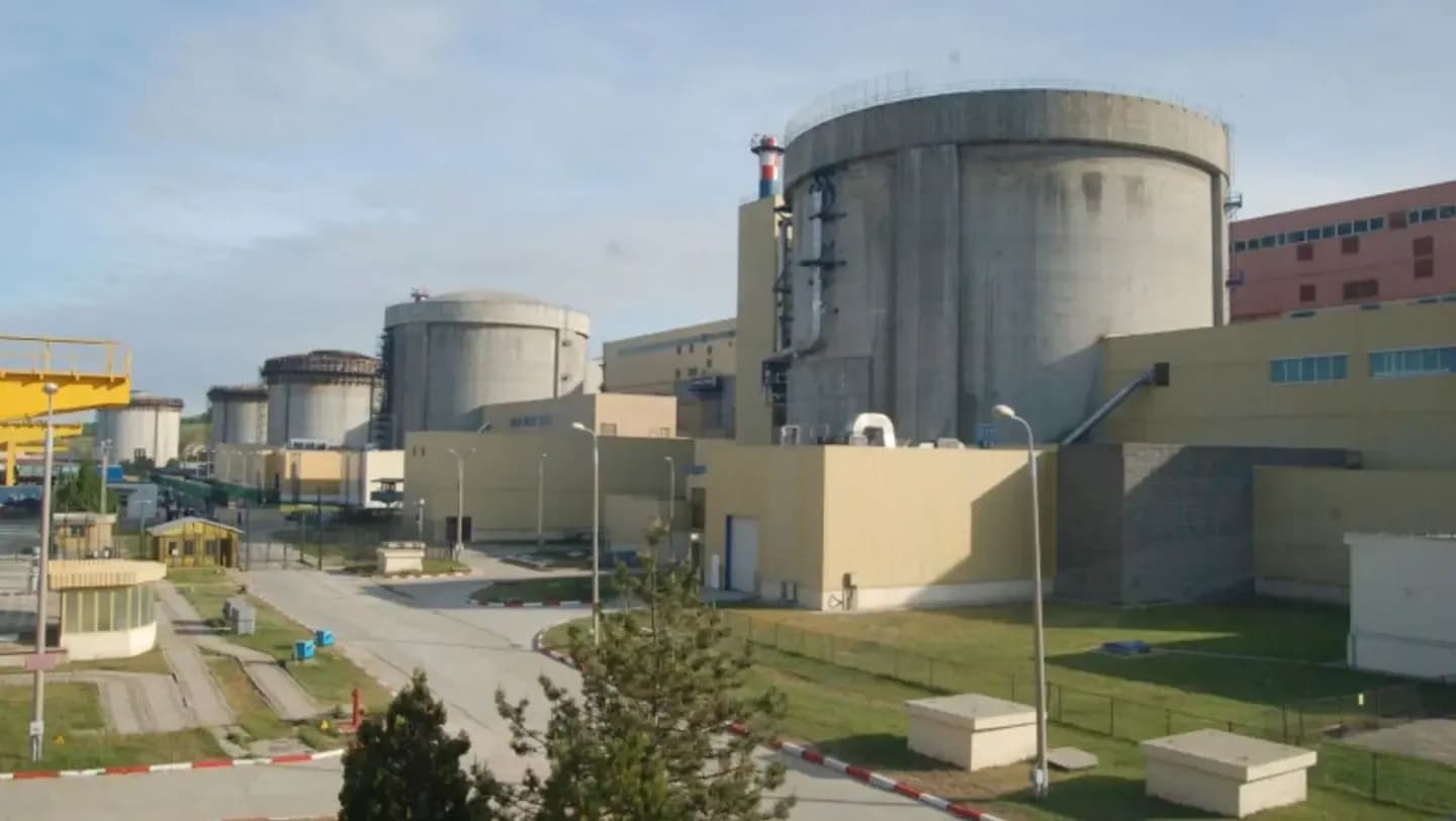 Romania Weighs Investing in PHWR Upgrades Over SMRs