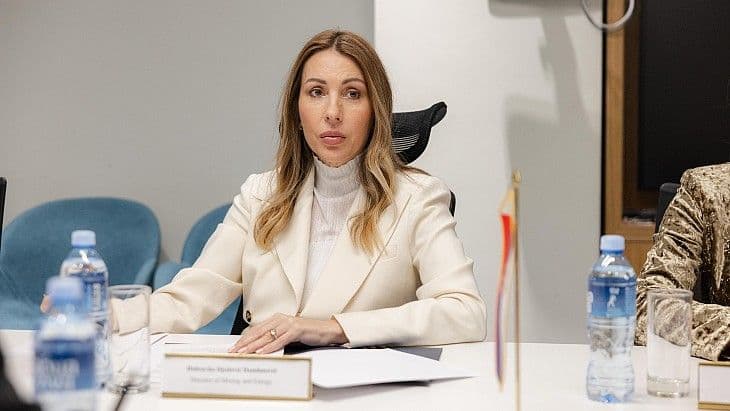 Serbia discusses new nuclear with French development agency