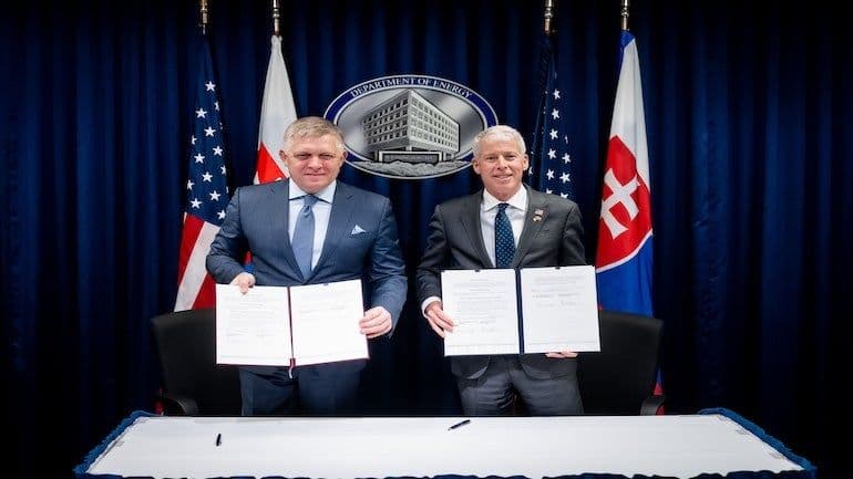 Slovakia signs Bohunice deal
