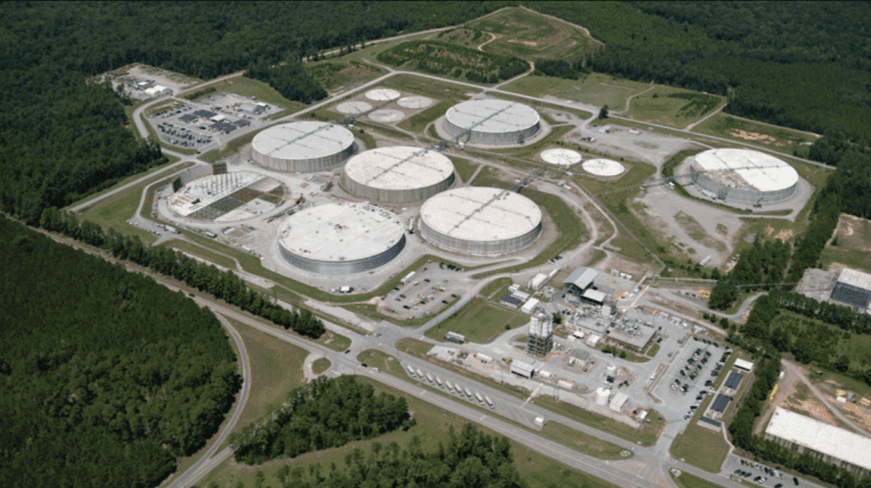 SRS fills first mega-volume disposal unit with grout