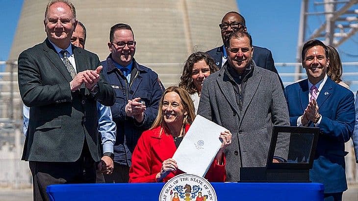 Three US states pave way for new nuclear