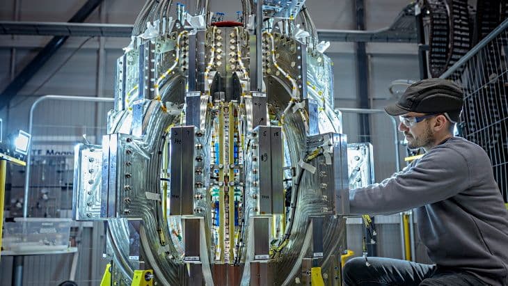 UK awards GBP100 million in contracts for prototype fusion plant