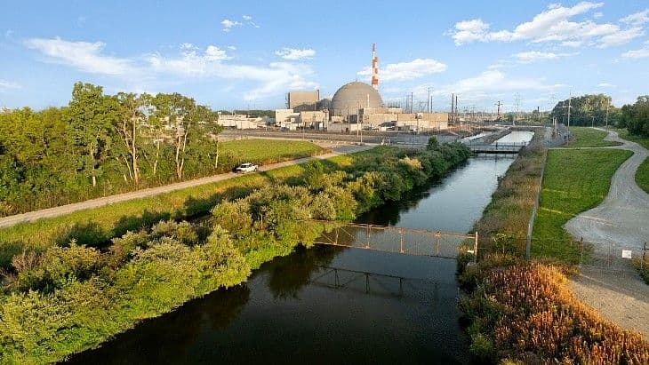 Walmart signs nuclear power purchase agreement with Constellation