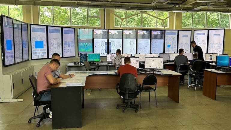 BREST-OD-300 simulator passes key tests